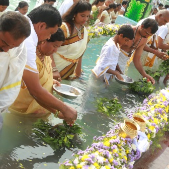 sahasra-linga-archana